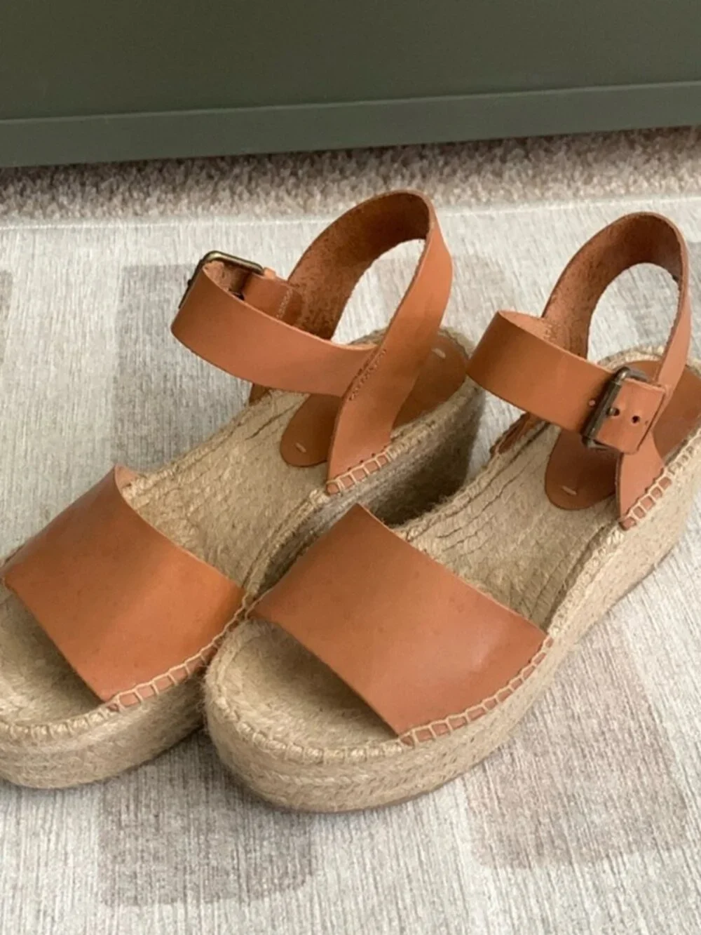 Soludos leather platform